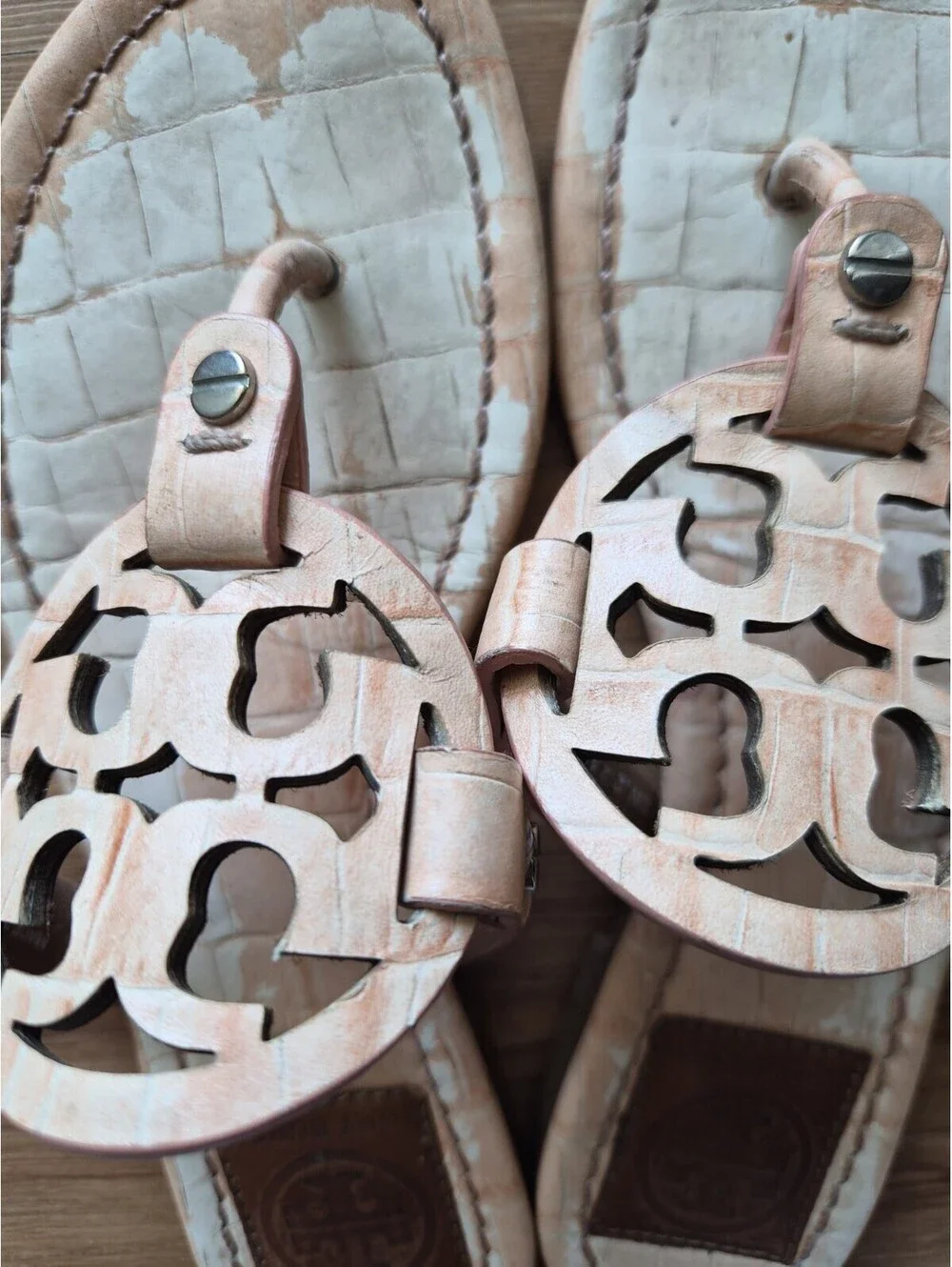 Tory Burch Women's Thong Sandals - Beige Size 5.5
